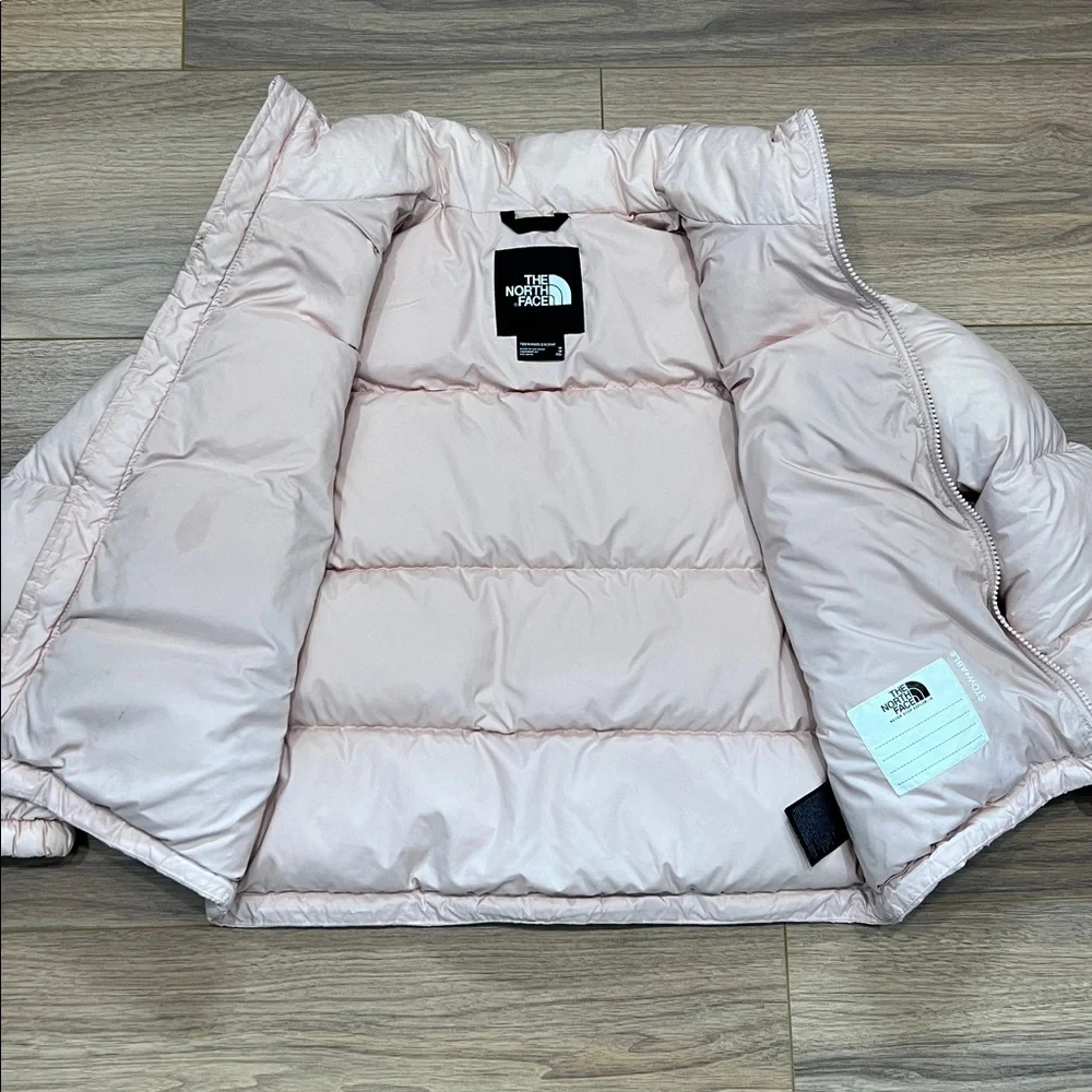 The North Face Retro Nuptse Jacket 700 Down in Pink Moss Size Medium (10-12)